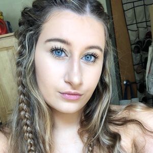 Meet your Posher, Rhianna